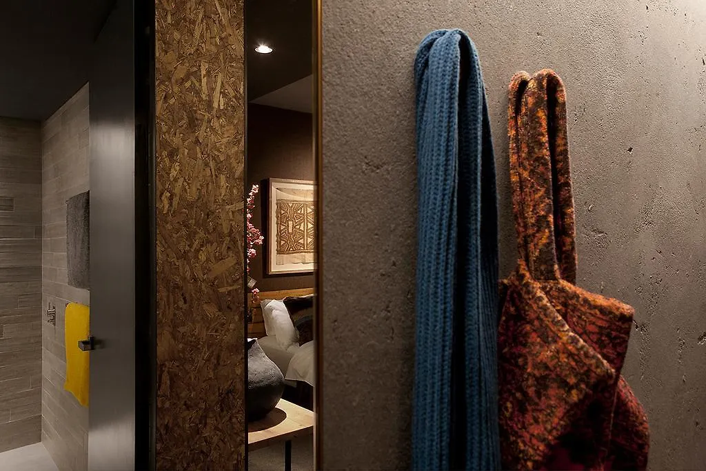 *****  Ovolo Nishi Hotel Canberra Australia